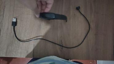 silk filament: Mi band Fitness ağıllı qolbaq + USB şarj kabeli - Sadə və yığcam — 1