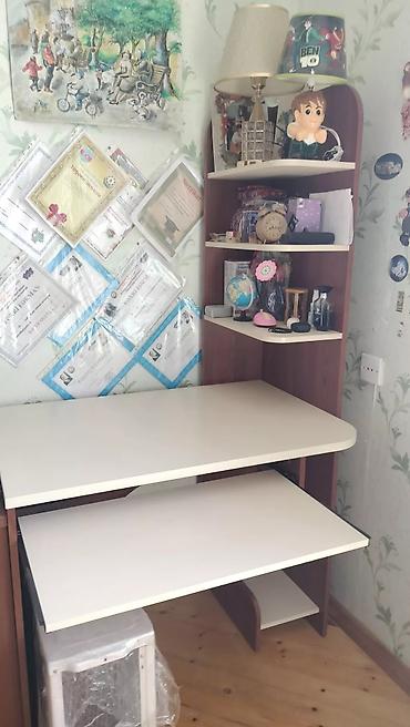 ucuz taksi: Yazı masası embavodan alinib demek olar tezedi ev darisqal olduğu ucin — 6