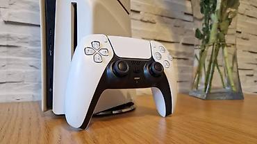Аксессуары для консолей: Оригинальный геймпад Sony DualSense для PS5 / ПК — Отличное состояние  — 1