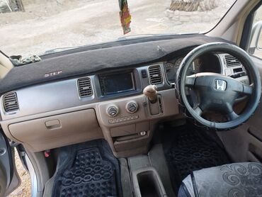 Honda: Honda Stepwgn: 2001 г., 2 л, Автомат, Бензин, Минивэн — 9