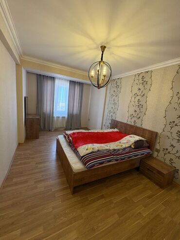 Uzunmüddətli kirayə mənzillər: Evde 2 qiz yasayir. 2 qiz axtarilir. Telebe ve yaxud isleyen xanimda — 9