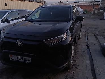 Toyota RAV4: 2021 г., 2.5 л, Автомат, Бензин, Кроссовер