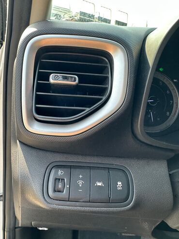 Hyundai: Hyundai Verna: 2019 г., 1.6 л, Автомат, Бензин, Кроссовер — 13