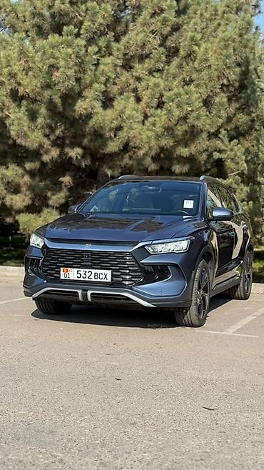 byd han ev: BYD Song Pro: 2023 г., 1.5 л, Автомат, Гибрид, Кроссовер — 1