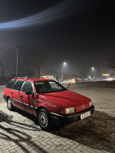 Volkswagen: Volkswagen Passat: 1991 г., 1.8 л, Механика, Бензин, Универсал