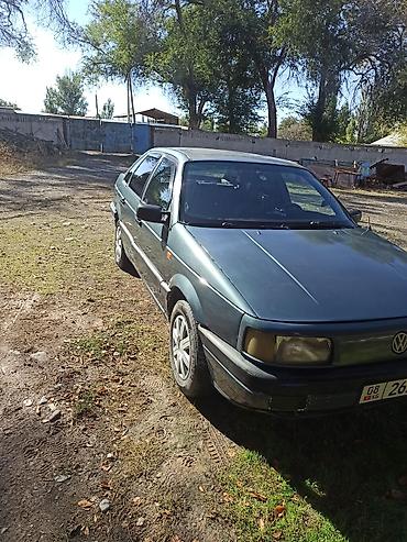 Volkswagen: Volkswagen Passat: 1989 г., Кол менен иштөөчү, Седан — 6