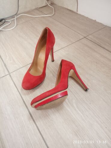 женские туфли с открытым носком: Туфли Ovye, 36, цвет - Красный