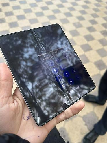 vivo x fold: Samsung Galaxy Z Fold 5, Б/у, 512 ГБ, цвет - Голубой, 2 SIM, eSIM — 5