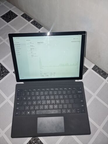 mini notebook: Microsoft Surface Pro 5 (2017) Amerikadan alınıb. Ekranı ideal