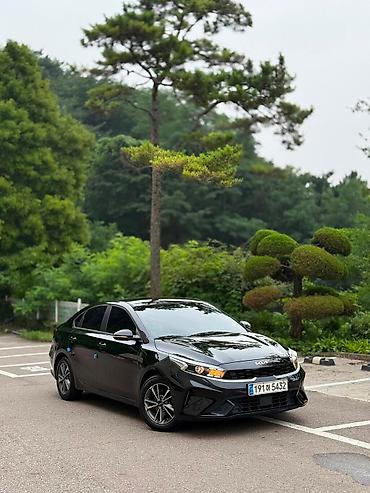 corolla 2016: Toyota Camry: 2018 г., Седан — 4