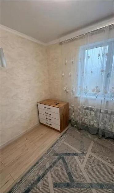 Продажа коттеджей и домов: 🏡 Продаётся 2-х этажный дом 📍Район : Ак-Орго ж/м 📌Расположение  — 7