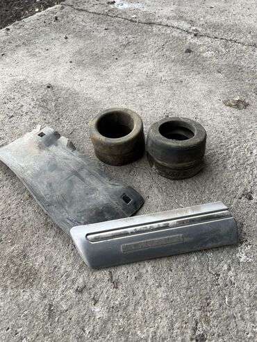 Другие автозапчасти: Запчасти от Мерседес-Бенс W211 E320 Датчик расходомер ПРОДАН — 2