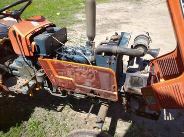 Тракторы: Трактор кувота 22 ат кучу 2вд Сос теке фреза продаю или меняю машина