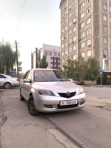 Mazda: Mazda 2: 2004 г., 1.3 л, Автомат, Бензин, Купе