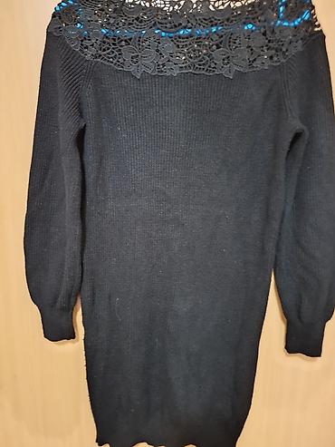 pull and bear mantili: Crna pletena haljina/tunika sa čipkanim gornjim delom - Model: duža — 1