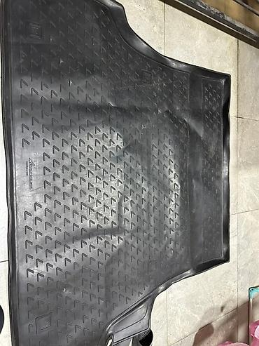 полики легаси: От лексус 570 Автомобильный коврик для багажника черного цвета — 3