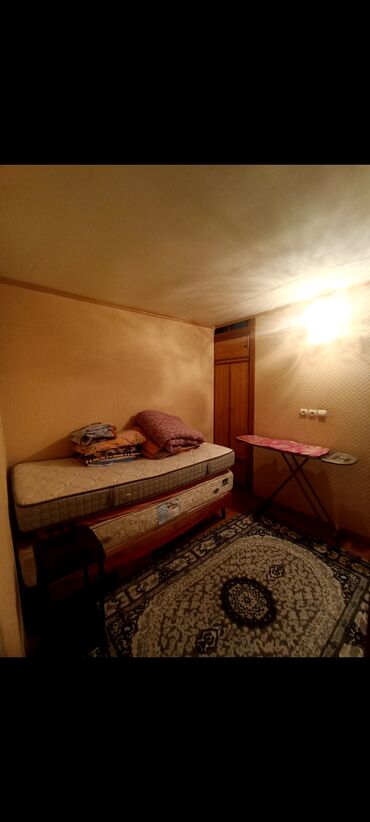 Uzunmüddətli kirayə mənzillər: Kamsamol bina evi 1 ci mertebe artimasinda heyetide var 2 otag bir zal -da lalafo.az — 5 Uzunmüddətli kirayə mənzillər: Kamsamol bina evi 1 ci mertebe artimasinda heyetide var 2 otag bir zal — 5