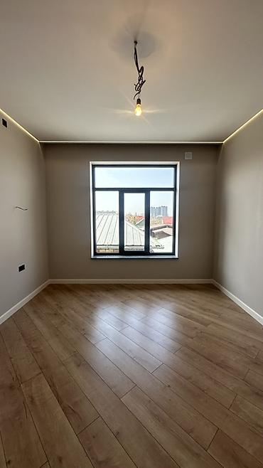 Продажа коттеджей и домов: 📍 Бишкек, ул. Бектенова Продаётся абсолютно новый дом премиум-класса — 22