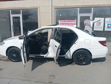 anti radar: BYD F6: 1.5 l | 2014 il | 99451444 km Sedan