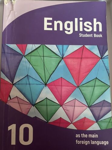 Opel: 10-cu sinif üçün dərsliklər dəsti Məhsulun tərkibi: - English Student