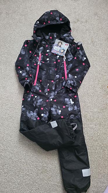Детские горнолыжные комбинезоны: Продается детский комбинезон 
Размер на 8-9 лет — 9