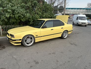 BMW: BMW M5: 1995 г., 2 л, Механика, Бензин, Кроссовер