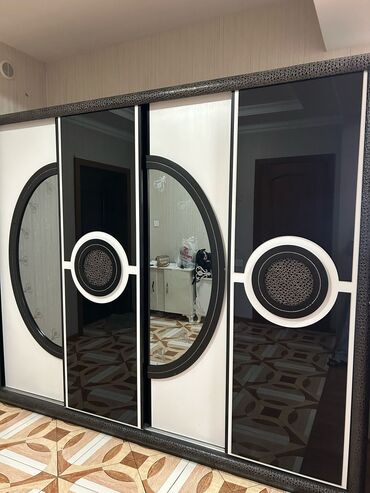 Dolablar: Dolab. 280azn. ideal veziyyetde. tecili evden cixmalidir ünvan Elsen