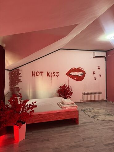 детский шалаш: Тематический номер «HOT KISS» - Атмосферный интерьер в красно‑белой