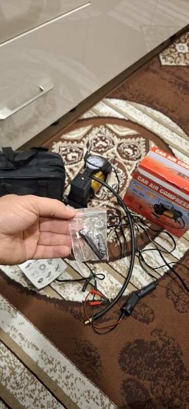 Avtomobil kompressorları və nasosları: Avtomobil üçün hava kompressoru – DC 12V Xüsusiyyətlər: - Manometrlə — 3