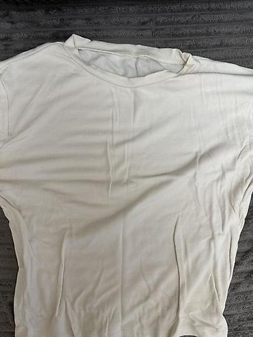 sweatshirt azerbaycan dilinde: Geyimler her biri 3,5,10 azn satilir — 8