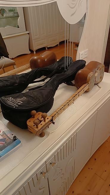 tar sesi: Tar – Azərbaycan milli simli musiqi aləti - Korpus: ağacdan oyma iki — 1