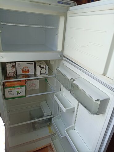 холодильники для кухни: Холодильник Atlant, Б/у, Двухкамерный, No frost, 60 * 150 * 60000