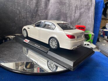 Avtomobil modelləri: BMW, 2005 il, 1:18, Dəmir, Ödənişli çatdırılma — 18