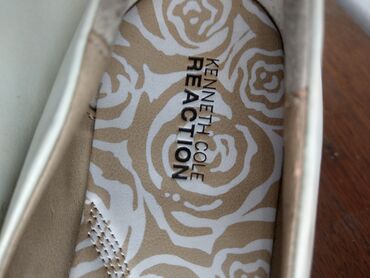 обувь для работы: Женские босоножки новые,кожанные оригинал из Дубаи,размер 41. фирма