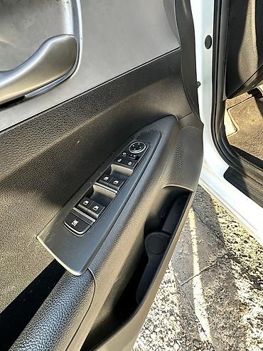 baic eu5: Kia Rio: 2021 г., 1.6 л, Автомат, Бензин, Седан — 7