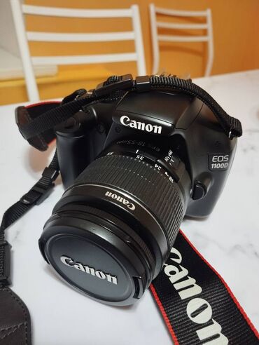 видеокамера для дома: Срочно продаю Canon 1100 D фотоаппарат в идеальном состоянии. Имеется