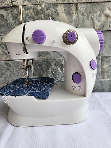Mini prenosive šivaće mašine: Mašina za šivenje,samo probala,radi na baterije — 1