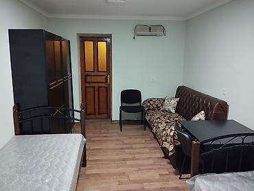 xirdalanda kiraye evleri: OTAQ YOLDAŞI QİZ,TİBB UNİVERSİTETİNƏ YAXIN,RUS SƏFİRLİYİ TƏRƏFDE.EVİN — 8