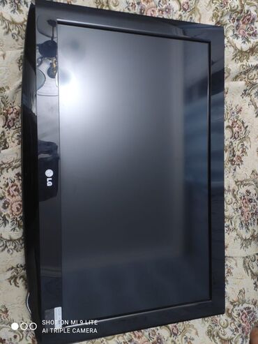 televizor 82 cm: İşlənmiş Televizor LG LCD 82" HD (1366x768)