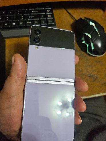 intel core i5 2400s: Samsung Galaxy Z Flip3 5G – ljubičasta boja (Lavender)Telefon je ovako — 9