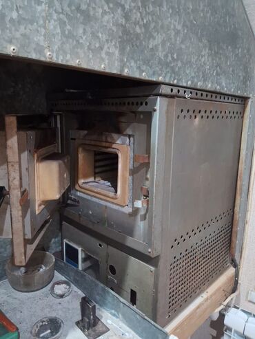 Çəngəllər: Sənaye elektrik sobası – yüksək temperaturlu mufel tipli Təsvir: -