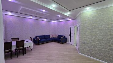 Uzunmüddətli kirayə mənzillər: Düşme variyant Yüksək səviyyədə təmirli.Yaşayış olmayıb.2 böyük yataq — 1