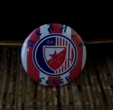 Značke, ordenje i medalje: 🔴⚪ PRODAJEM KOMPLET NAVIJAČKIH SUVENIRA FK CRVENA ZVEZDA 🔴⚪ Idealan — 8