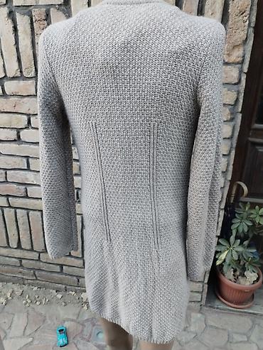 duga zimska suknja: Dugački ženski kardigan na kopčanje - Boja: svetlosiva/taupe - — 3