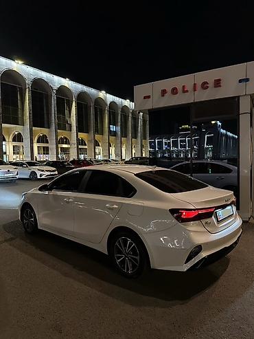 равно 3: Kia K3: 2021 г., 1.6 л, Автомат, Бензин, Седан — 2