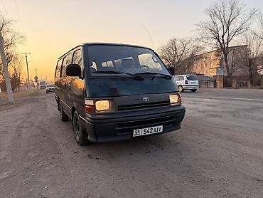 lancer 9: Toyota Hiace: 1997 г., 2 л, Механика, Бензин, Минивэн — 1
