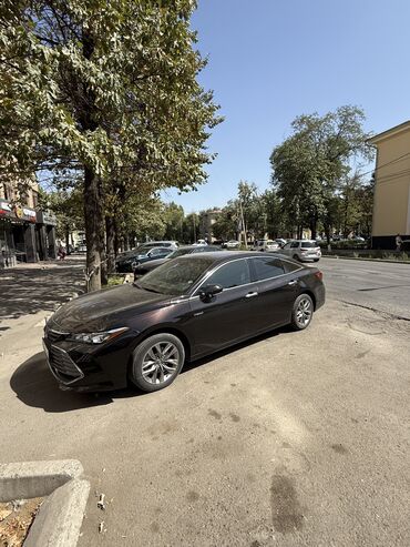 продаю тайота альфард: Toyota Avalon: 2021 г., 2.5 л, Вариатор, Гибрид, Седан