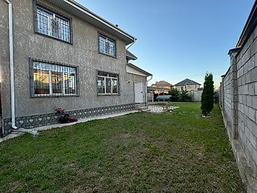 Продажа коттеджей и домов: Адрес: ж/м Айкол, (Көк Жар) ​Участок: 6 сотых ​Площадь: 200 м² (2 — 4