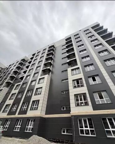 квартира моладая гвардия: 1 комната, 46 м², Элитка, 3 этаж, ПСО (под самоотделку)