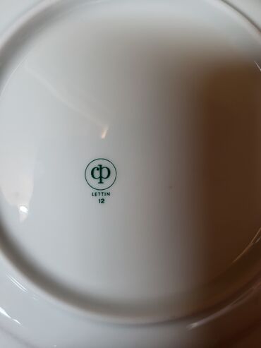 Kuhinjski setovi: Set memacki porcelan Lettin 70te. Set perfektan. pozlata — 17